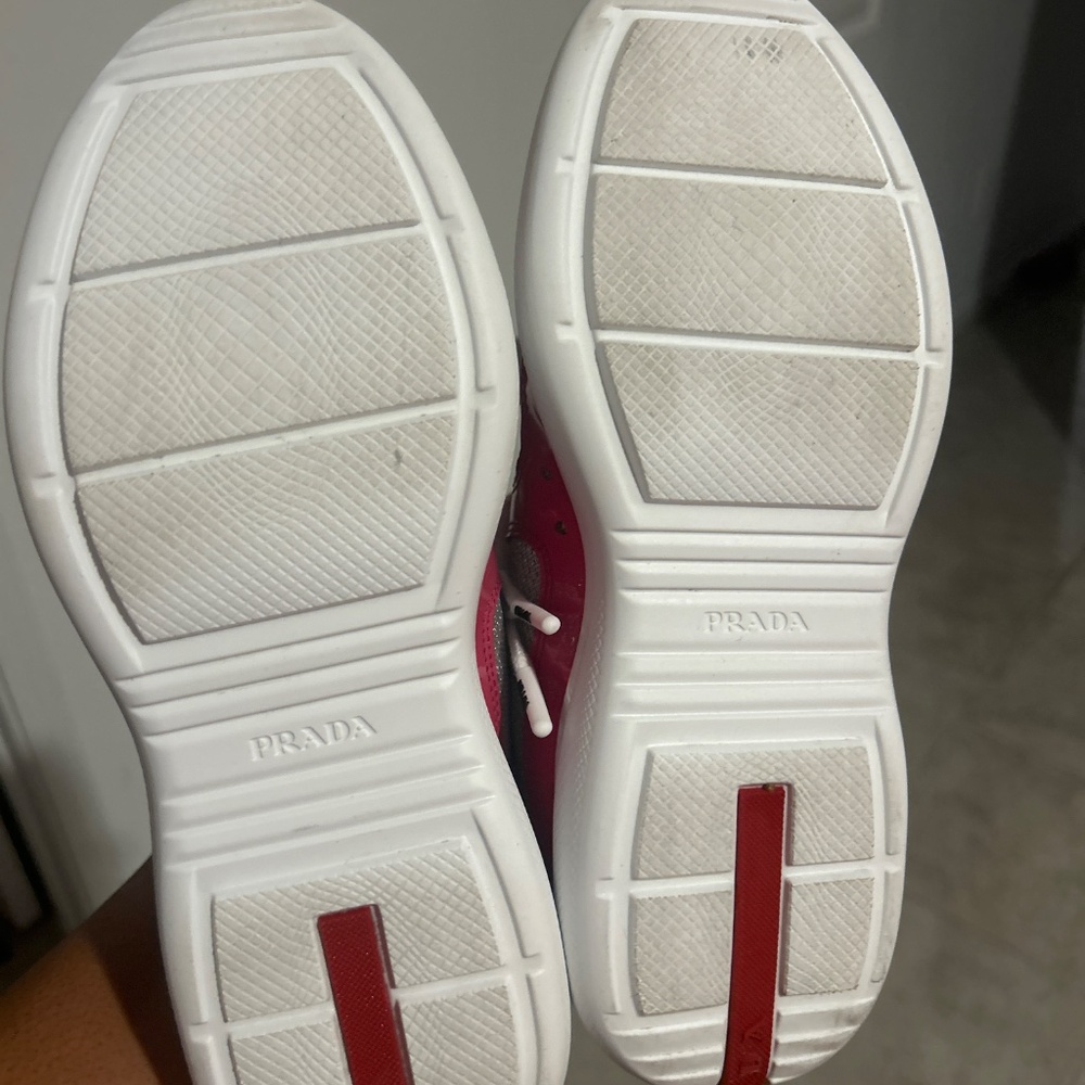 Woman Prada Shoes - Picture 3 of 3